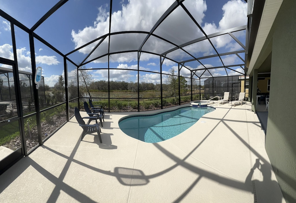 Stunning 5Bd w Pool Close to Disney @ Solterra 7829 - photo 2