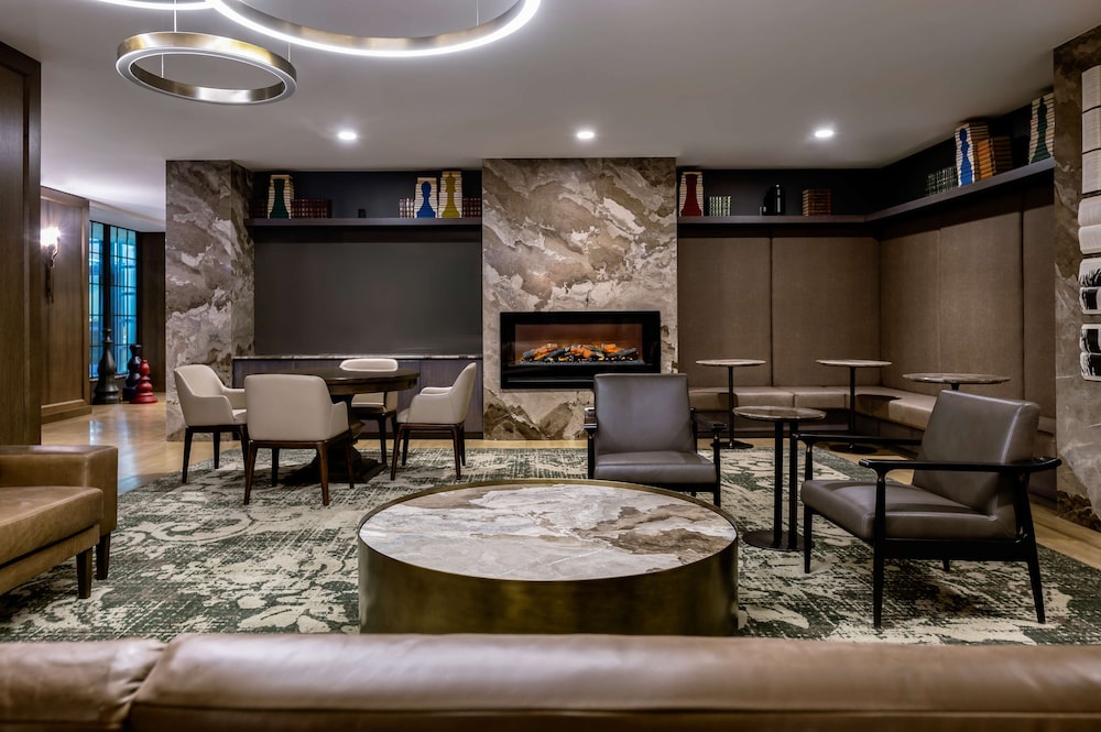 Hotel Fort Des Moines Curio Collection by Hilton - photo 79