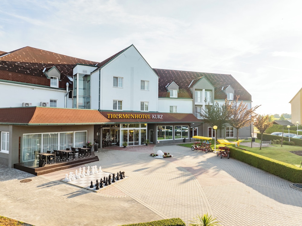 Thermenhotel Kurz