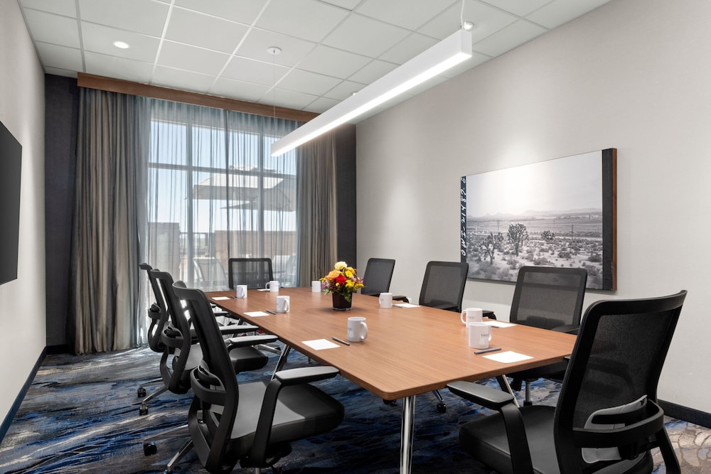 Fairfield by Marriott Inn & Suites Victorville - photo 26