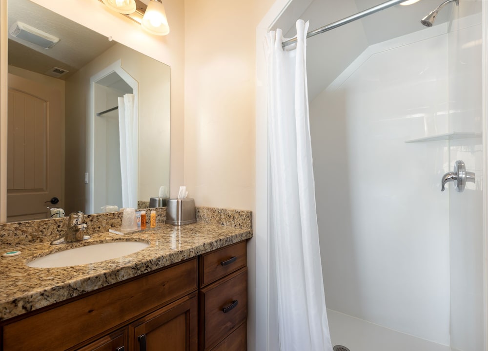 Duchesne Suites - photo 18