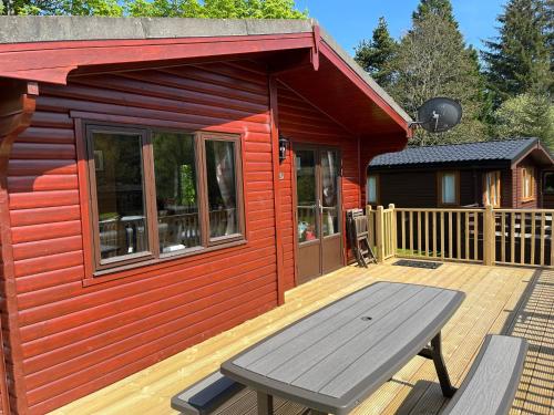 Loch Lomond Lodge — 4-Star Luxury Hotel in Stirling, United Kingdom