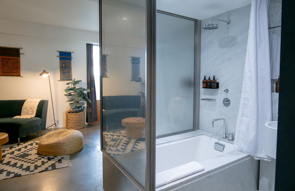 Hotel Alameda Highline - photo 18