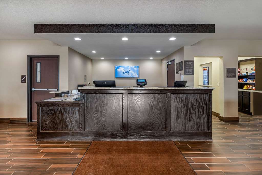 Comfort Inn & Suites Cedar Rapids CID Eastern Iowa Airport - photo 4