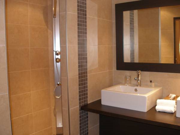 Castel Faugeras — 4-Star Luxury Hotel in Limoges, France