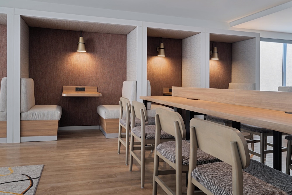 Atwell Suites Kansas City Airport by IHG - photo 41