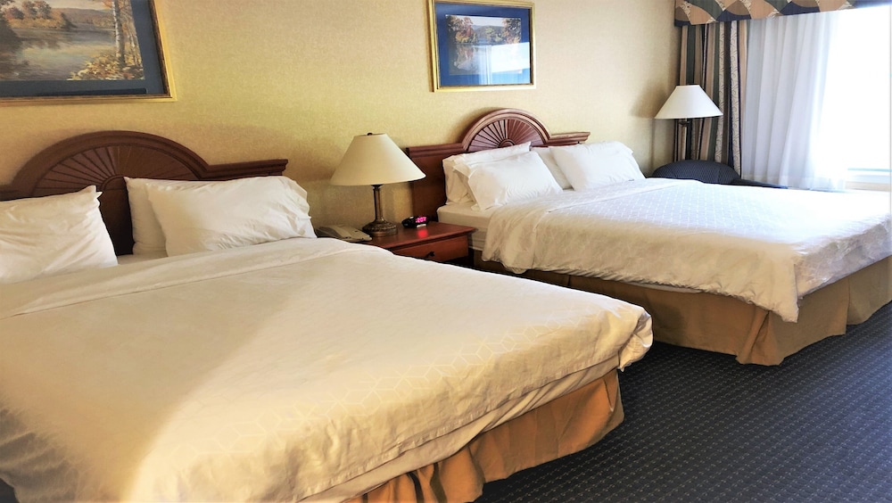 Holiday Inn Express Syracuse Airport by IHG - photo 5