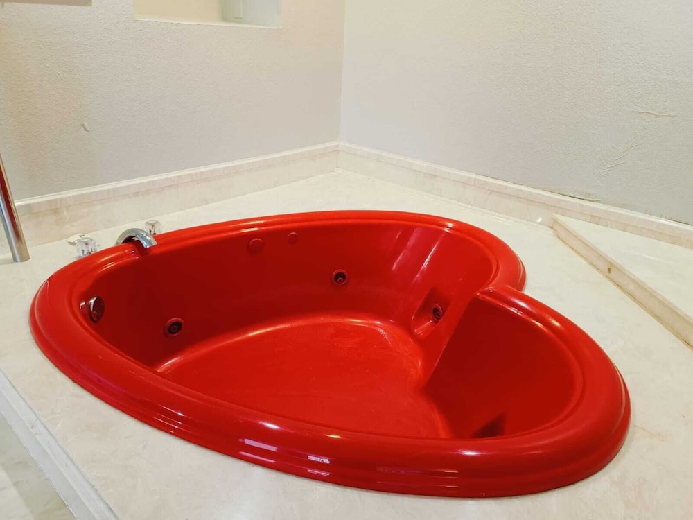 Travelers inn by OYO Wichita Falls - photo 27