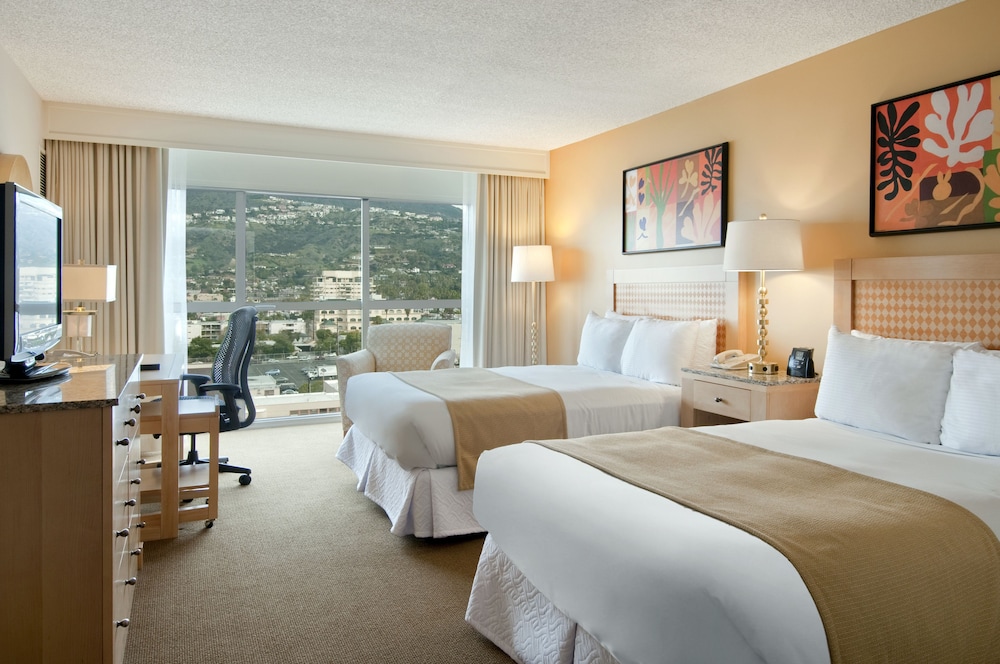 Hilton Los Angeles North Glendale & Executive Meeting Center - photo 5