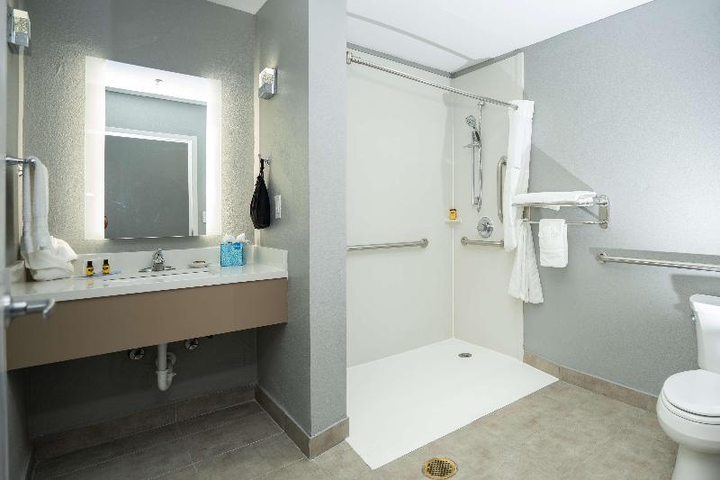 Comfort Suites Seabrook Kemah - photo 36