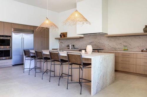 Casa Agave Chic Adobe Style Desert Retreat #068410 5BR — 4-Star Luxury Hotel in La Quinta, United States
