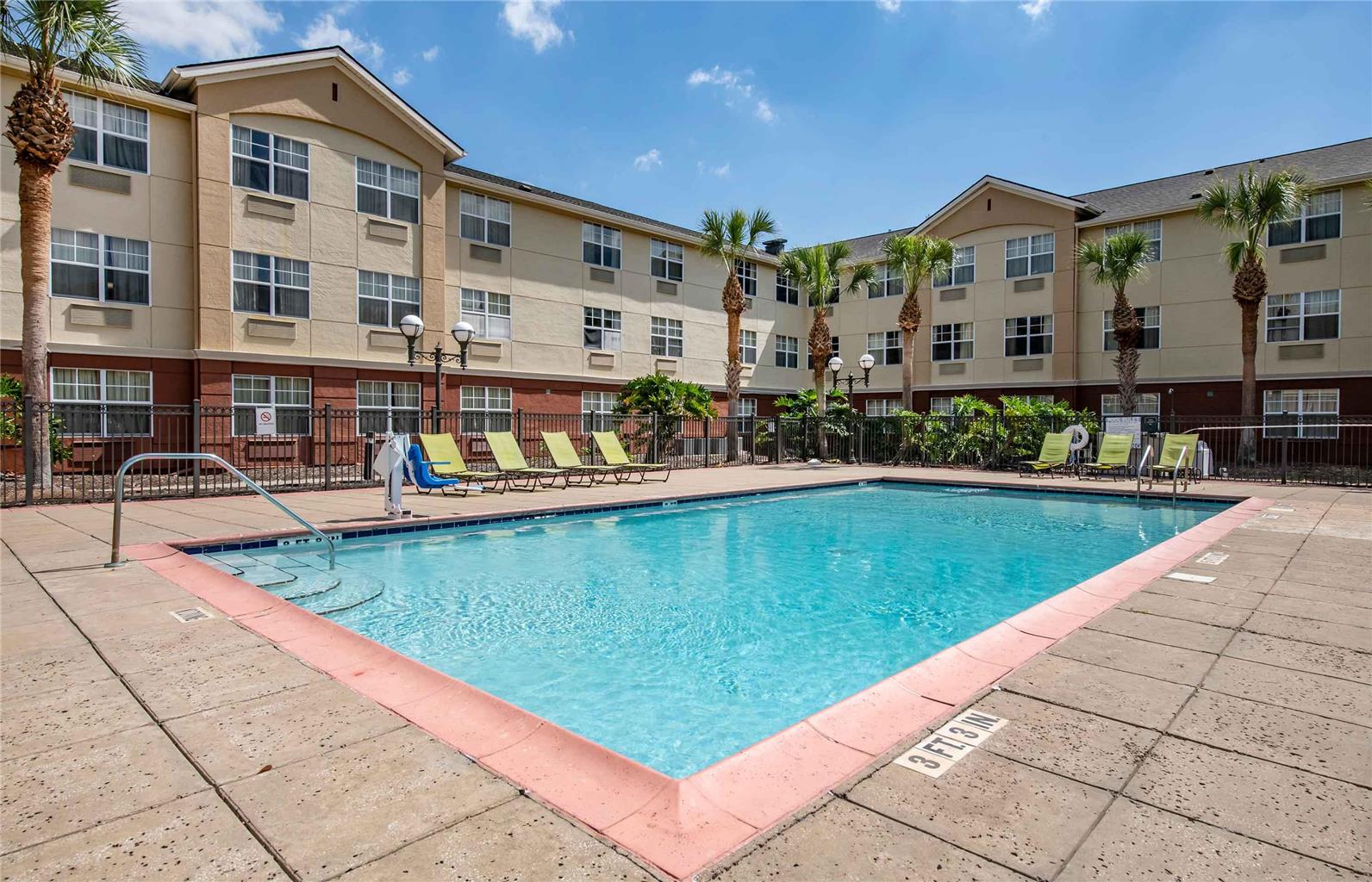 Extended Stay America Suites Jacksonville Deerwood Park - photo 48
