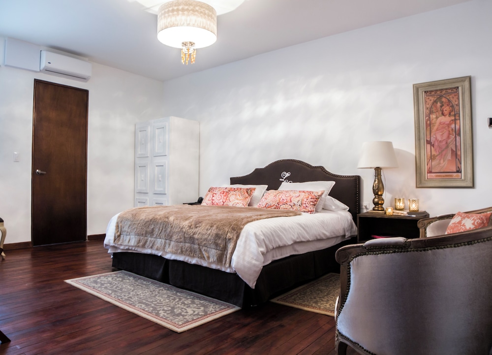 Leclerc Hotel Boutique