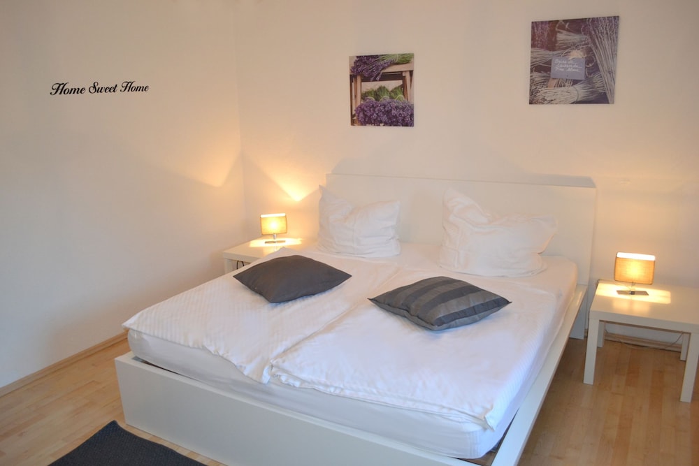 Sali Hotel Zum Dorfbrunnen — Bornheim — photo 2