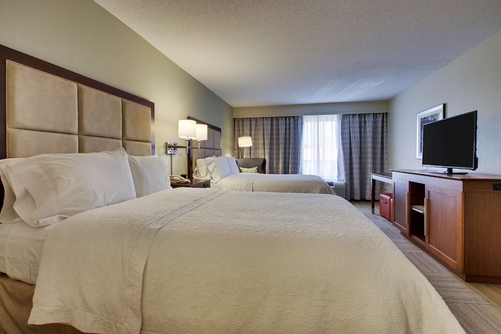 Hampton Inn Warner Robins - photo 26