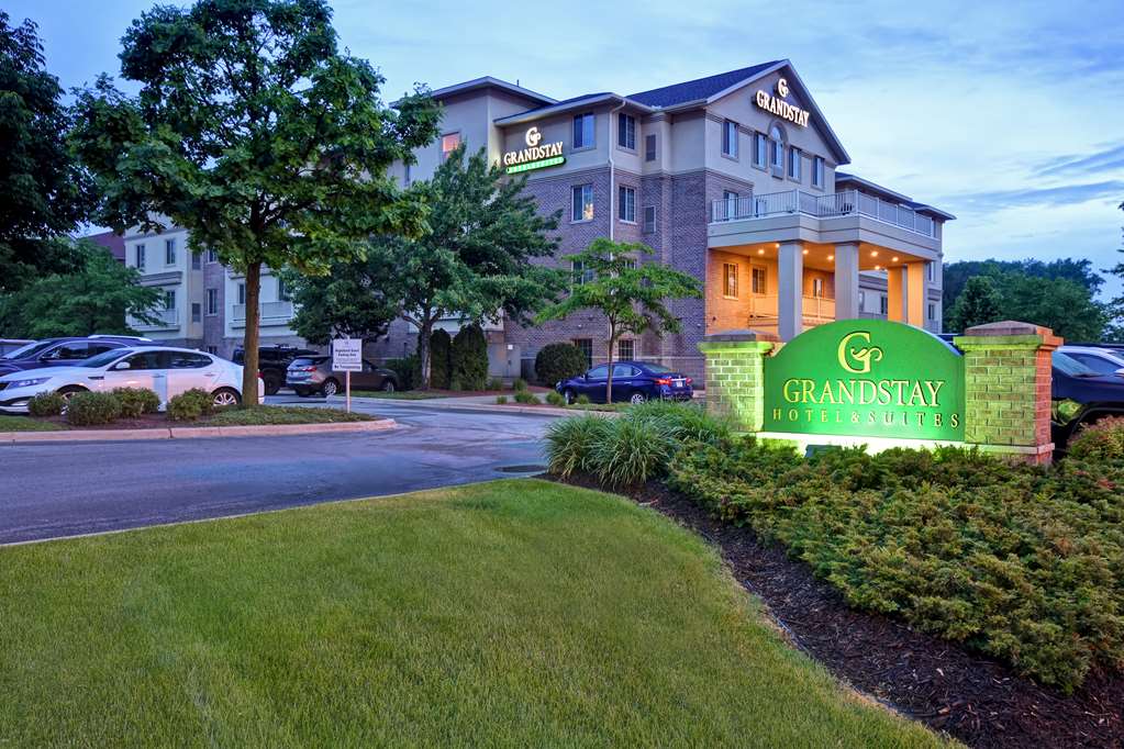GrandStay Hotel & Suites Wisconsin - photo 2