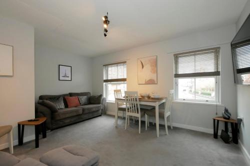 Crewe Short Lets 2 Victoria Court Crewe — 4-Star Luxury Hotel in Crewe, United Kingdom