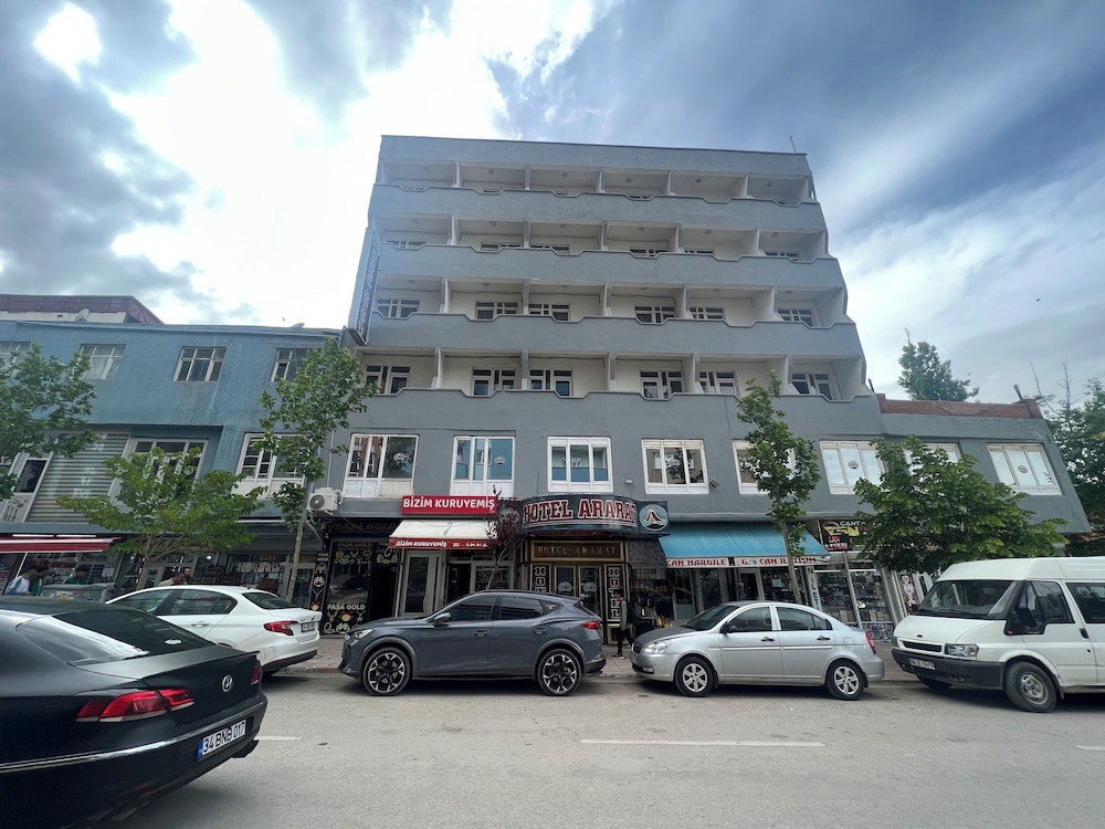 Ararat Hotel — hotel in Dogubayazit