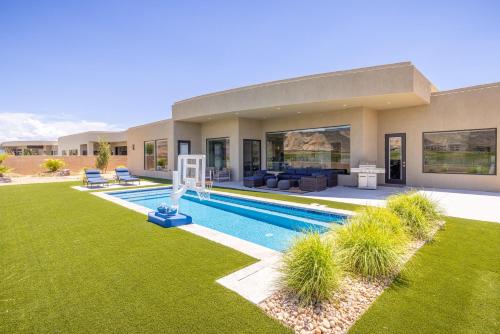 Oasis On The 9th — Saint George