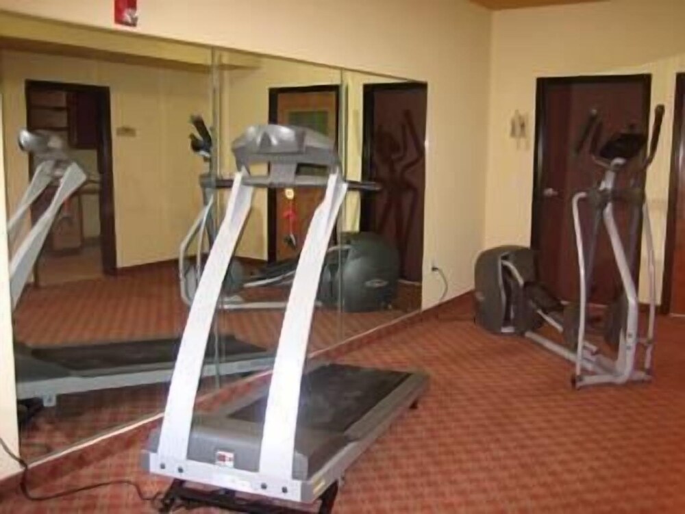 Garden Inn Hotel - photo 7