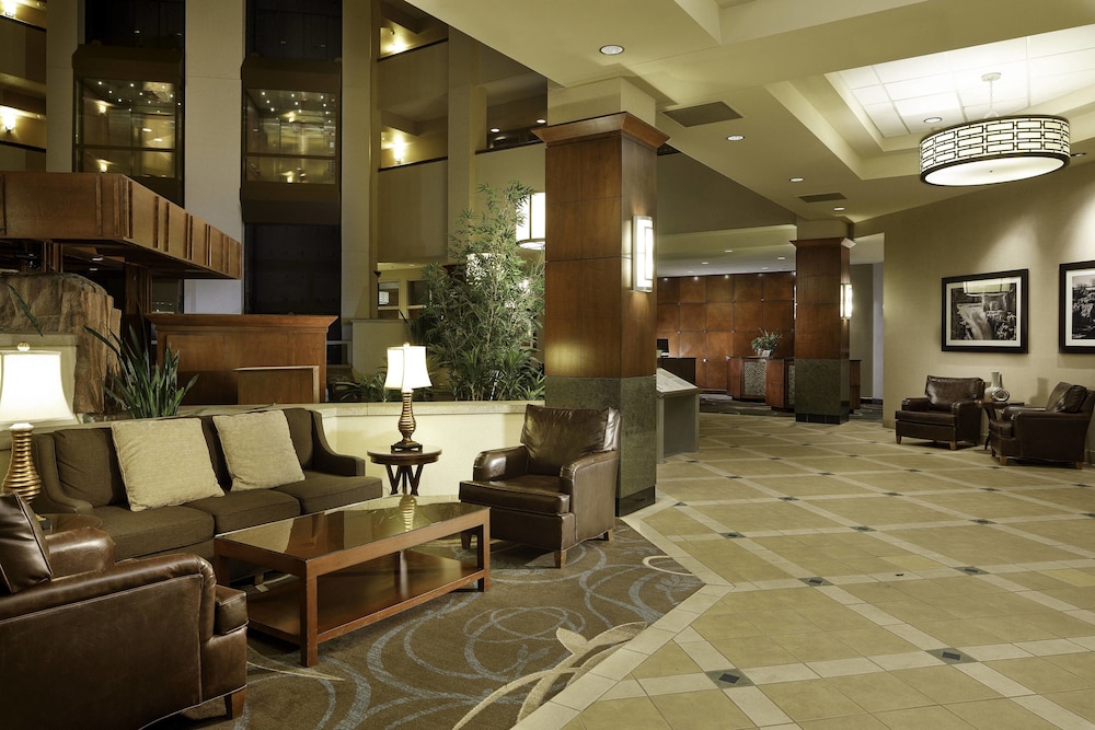 Sheraton Sioux Falls Hotel & Convention Center - photo 32