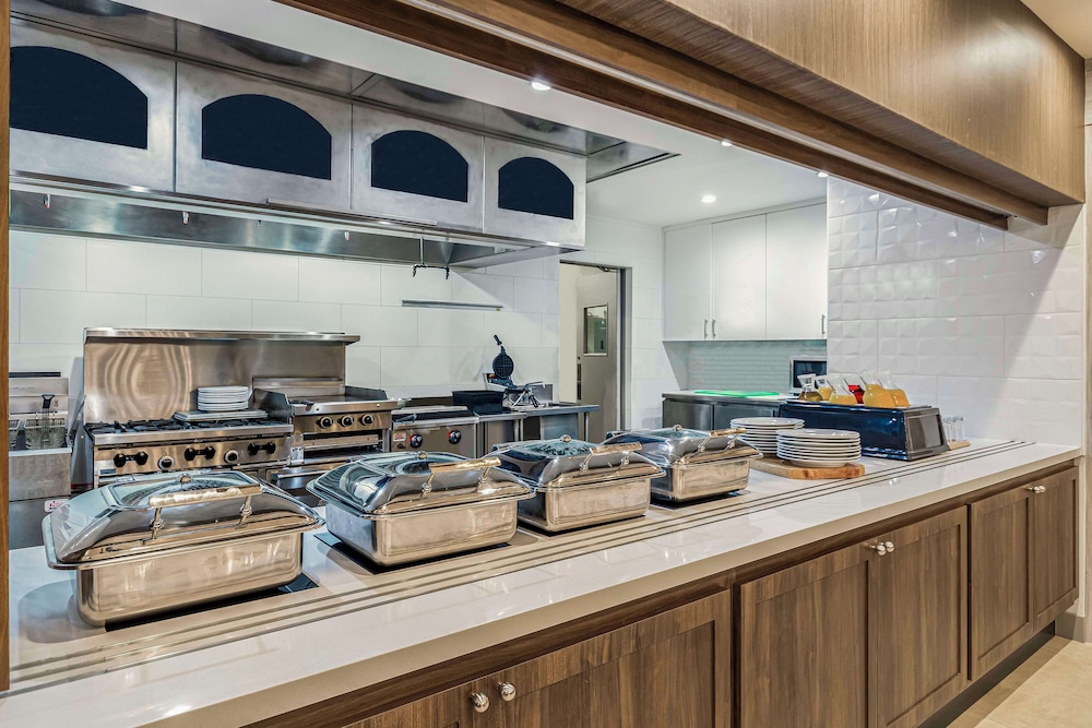 Hilton Garden Inn Danbury - photo 24