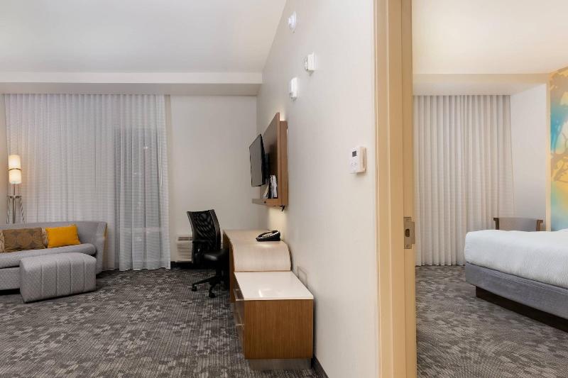 Courtyard by Marriott Savannah Airport - photo 45