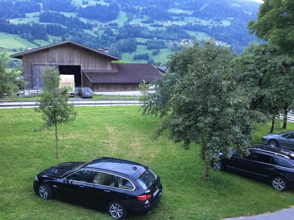 Ferienwohnungen Bäckenhaus — 4-Star Luxury Hotel in Stumm, Austria