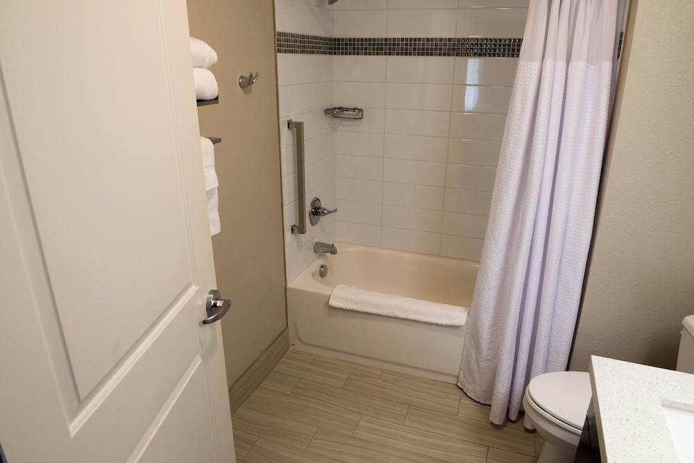 TownePlace Suites by Marriott Battle Creek - photo 19