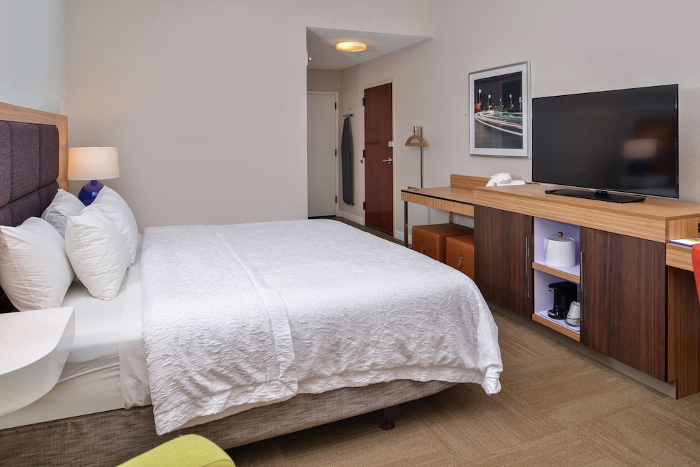 Hampton Inn Raleigh Clayton I 40 - photo 12