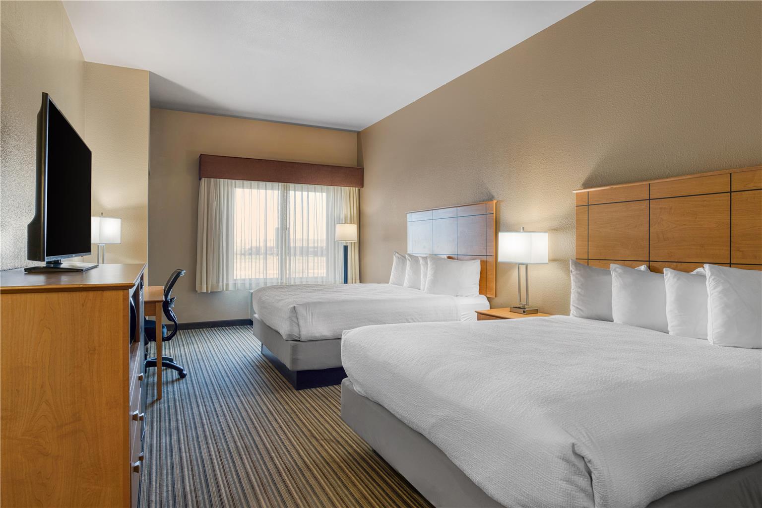 Best Western Shelby Inn & Suites - photo 14