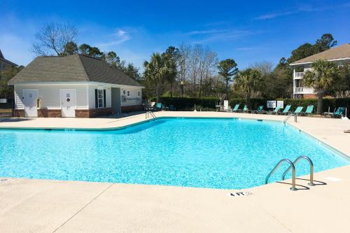 Barefoot Resort - photo 3