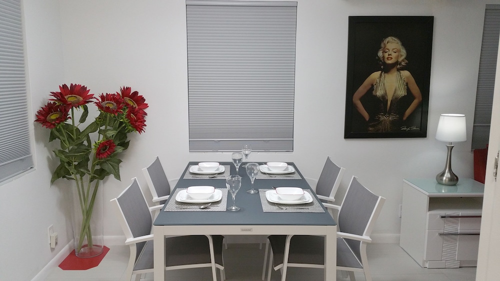 Downtown Hollywood Boutique Hotel - photo 17