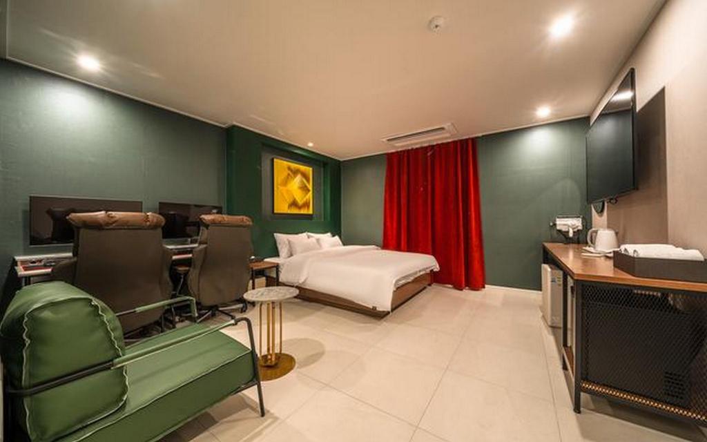 Bucheon Nine Hotel 9 in Bucheon-Si, South Korea