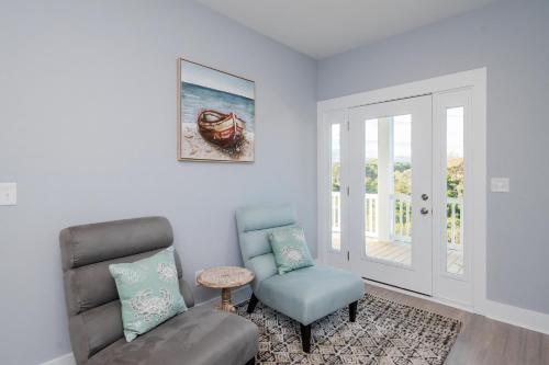 Sweet Sunshine by Oak Island Accommodations - photo 9
