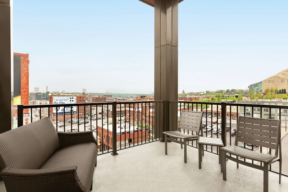 Hampton Inn & Suites Kansas City Downtown Crossroads - photo 16