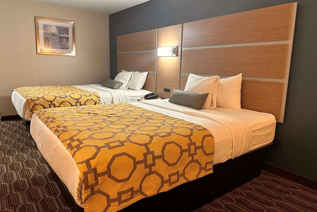 Baymont by Wyndham Noblesville - photo 19
