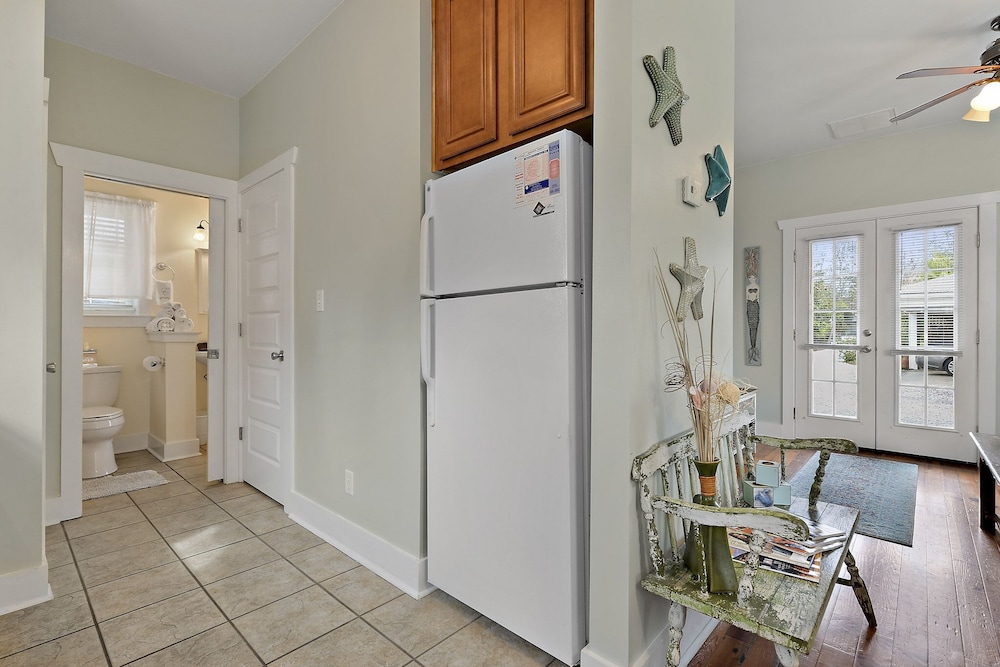 Carroll House Cottages - photo 15