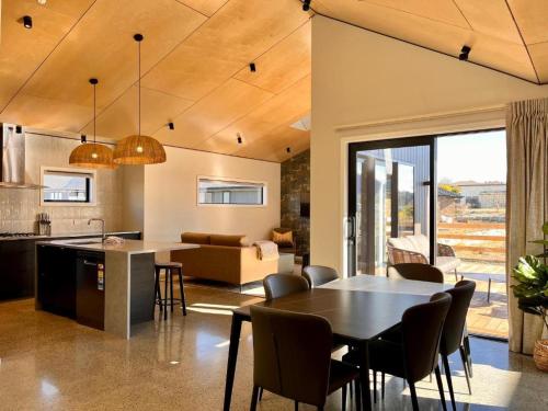 The Alps Lake Tekapo in Lake Tekapo, New Zealand