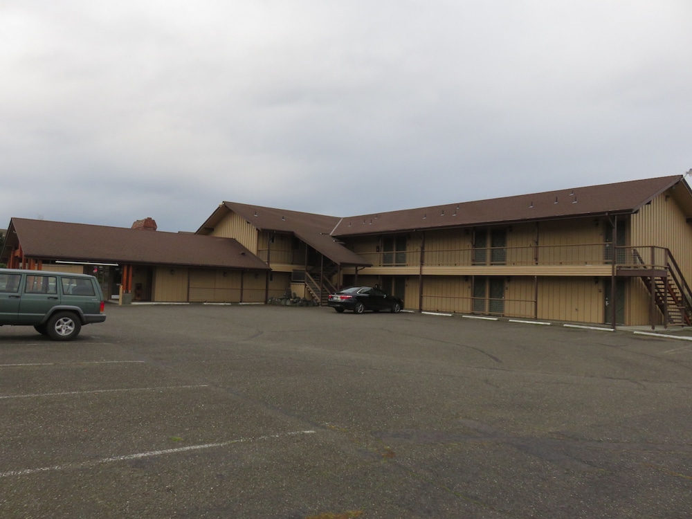 Olympic View Inn - photo 40
