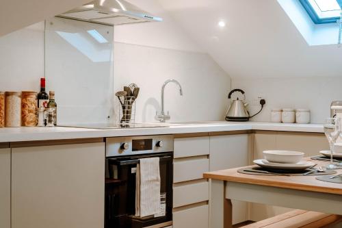Mayfield Three Central Harrogate Apartment — 4-Star Luxury Hotel in Harrogate, United Kingdom