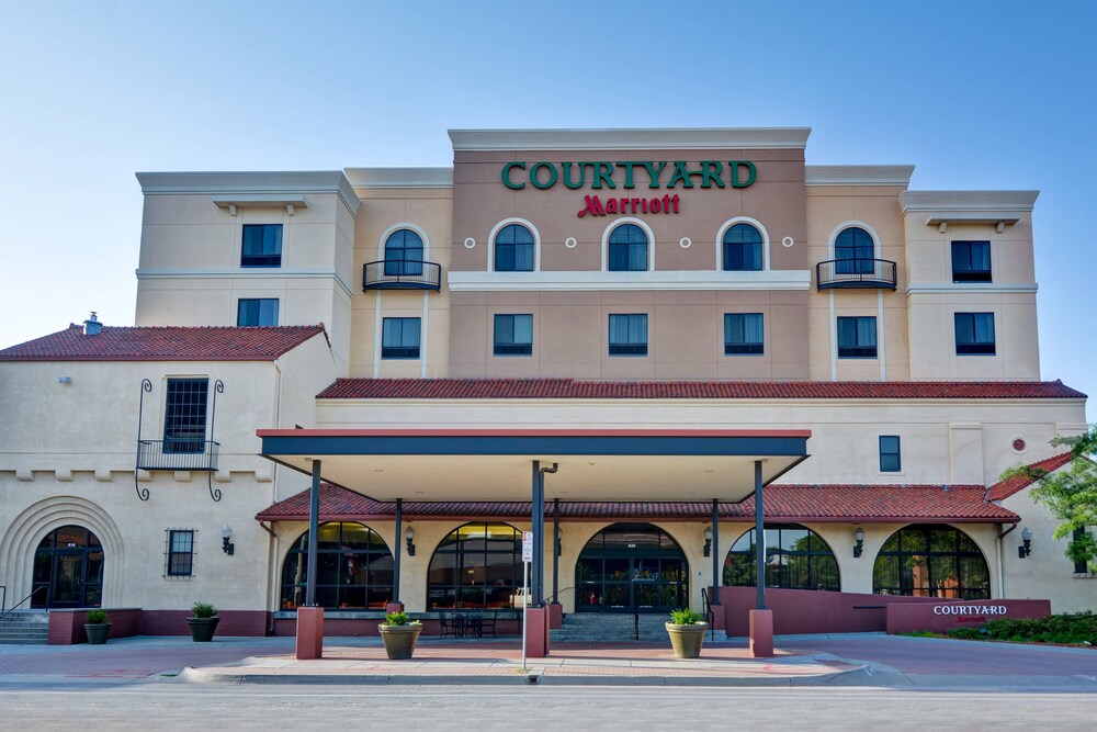 Courtyard by Marriott Wichita At Old Town in Wichita, United States
