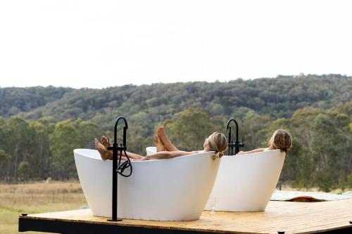 Tiny Maggie - carbon neutral hotel in Unknown City