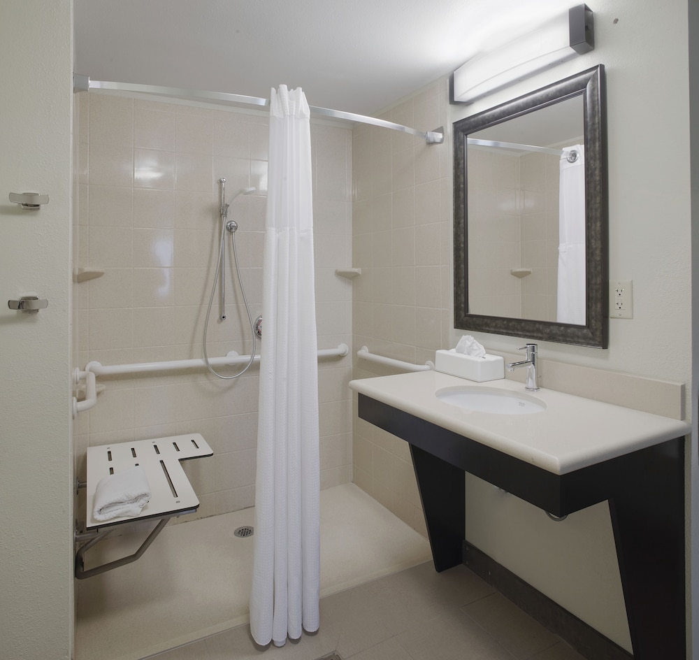 Staybridge Suites Fayetteville Univ Of Arkansas by IHG - photo 23