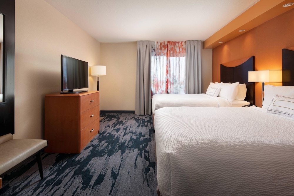 Fairfield Inn & Suites by Marriott Redding - photo 12