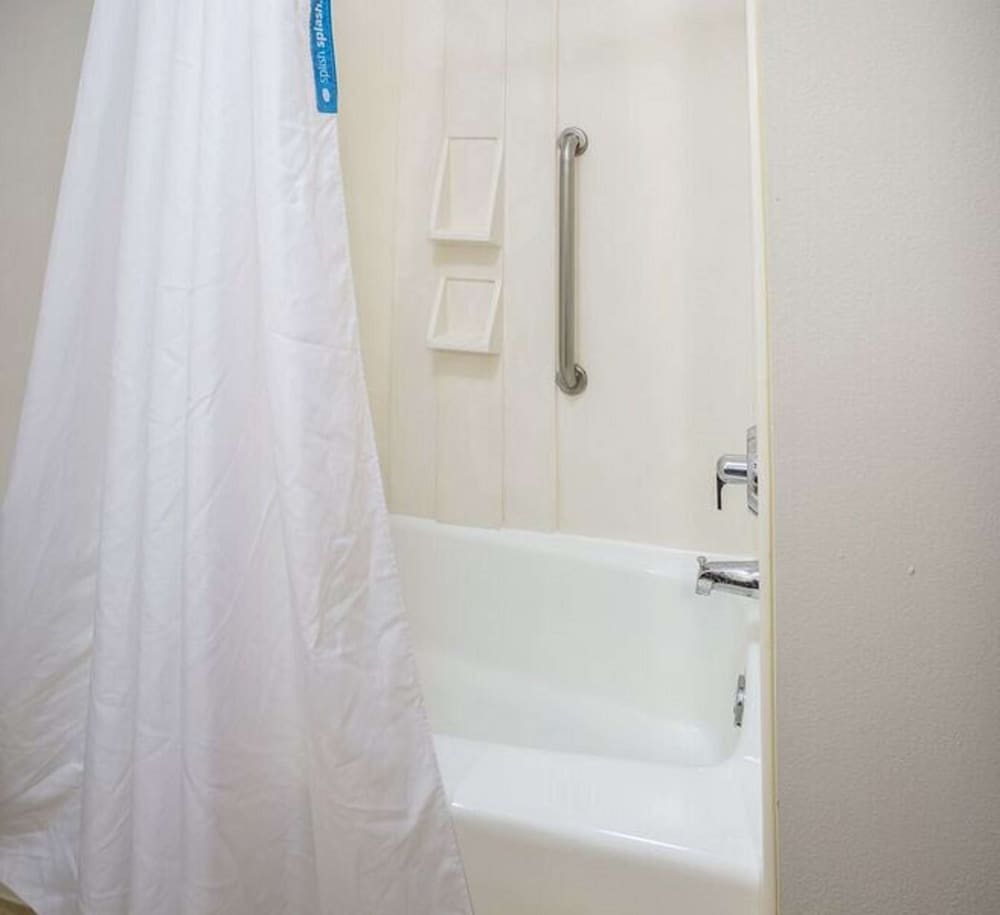 Hampton Inn Somerset - photo 51
