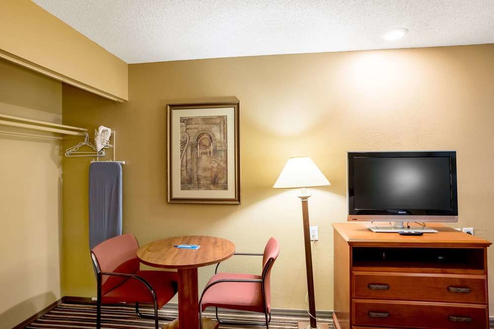 Wildcat Inn - photo 14