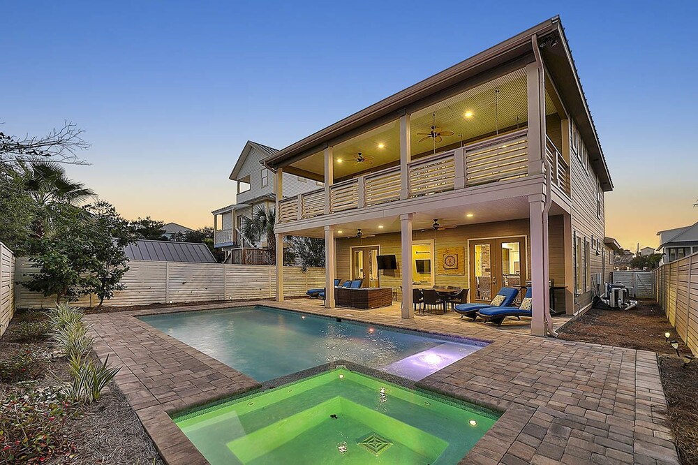 Out of the Blue by Five Star Properties in Destin, United States
