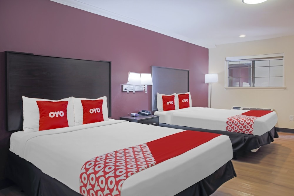 OYO Hotel McAllen Airport South - photo 19