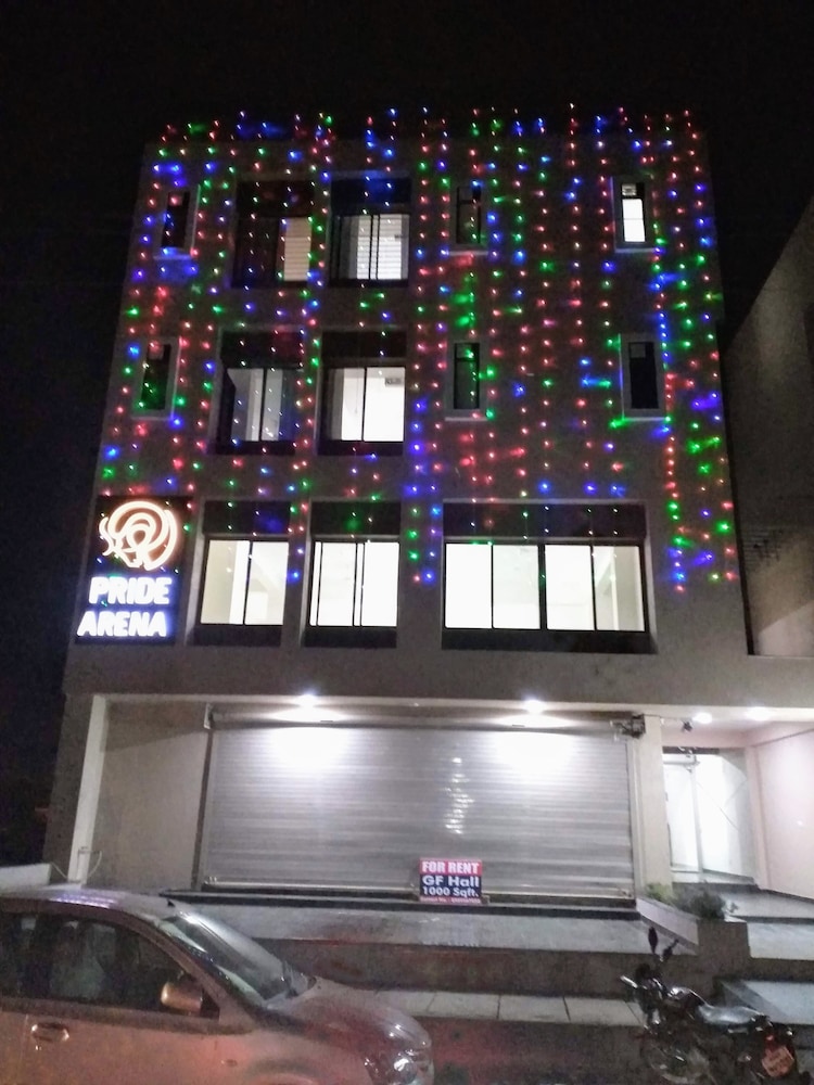 Hotel Pride Arena